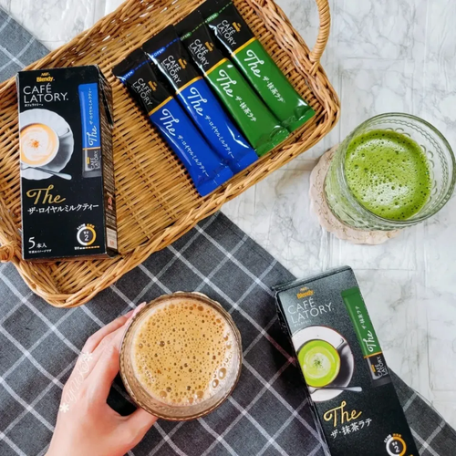 原依子さんの花器 器に恋して。vol.3】乙女心を散りばめて。原依子さんの器の使い方