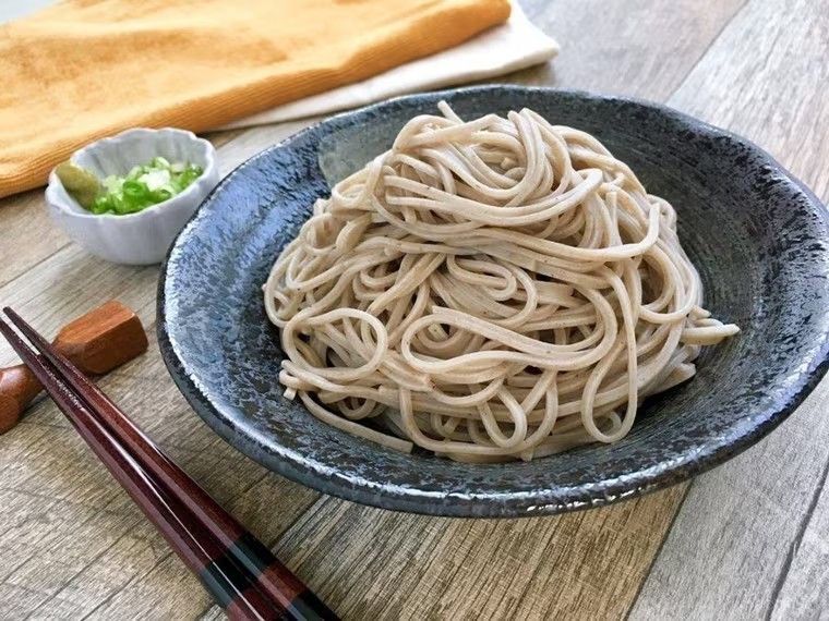 原依子さん 原稔さん 花三島の器 原稔さん、原依子さんの二人展を終え